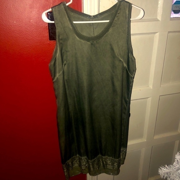 𝅺Made Italy Sleeveless Sequin Hem Dress- NWT - Picture 6 of 13